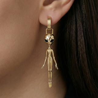 Diamond Mono Earring in 18K Vermeil Gold – She’s an Alien