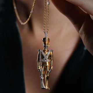 Pendentif soldat