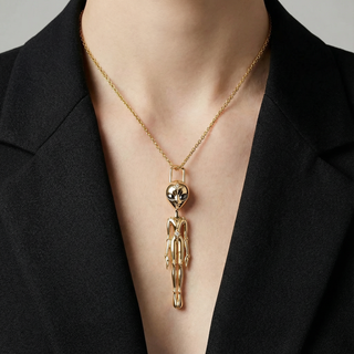 She’s an Alien Pendant